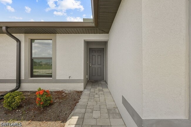 3429 SW 8th Pl in Cape Coral, FL - Building Photo - Building Photo