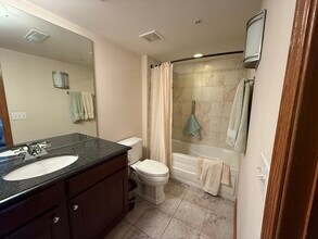 4833 N Olcott Ave in Harwood Heights, IL - Building Photo - Building Photo