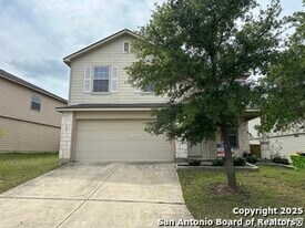 327 Ville Serene in San Antonio, TX - Building Photo