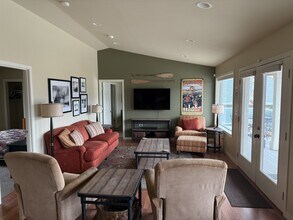 165 Coral St in Manson, WA - Building Photo - Building Photo