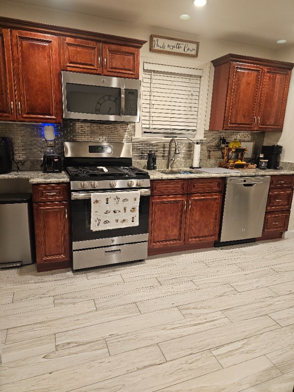 275 Emerald St in Malden, MA - Building Photo - Building Photo