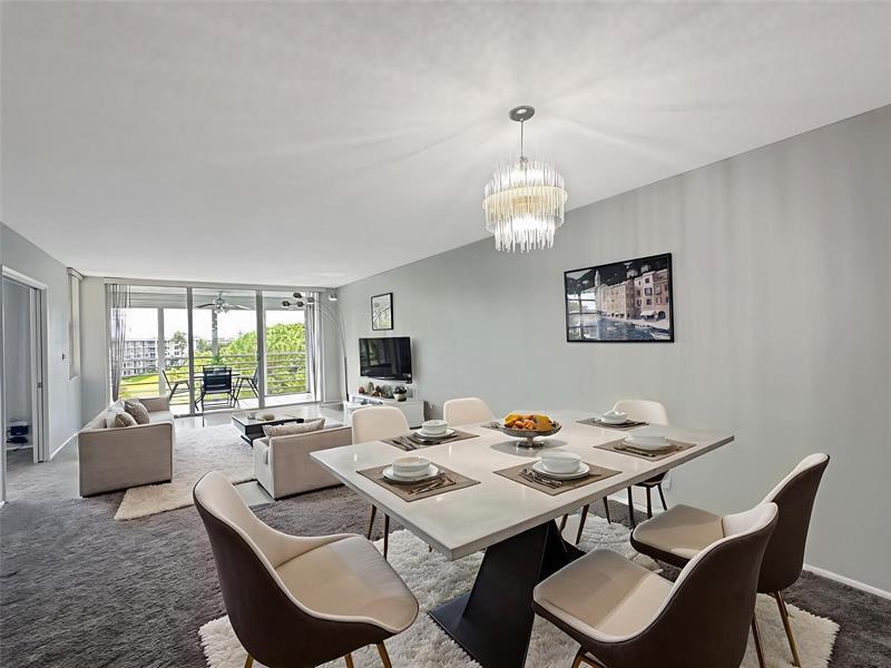 535 Oaks Dr in Pompano Beach, FL - Building Photo