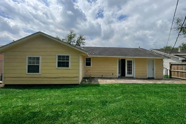 531 Roper St in Houston, TX - Building Photo - Building Photo