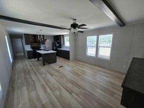 22261 McCleskey Rd in New Caney, TX - Building Photo - Building Photo