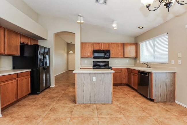 4074 E Princeton Ave in Gilbert, AZ - Building Photo - Building Photo