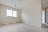 1735 Nichole Woods Dr photo'