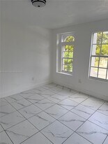 1652 Madison St in Hollywood, FL - Building Photo