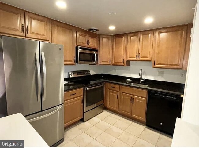 18697 Nathans Pl in Gaithersburg, MD - Building Photo - Building Photo