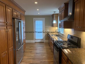 27-29 Elmway St in Providence, RI - Building Photo - Building Photo
