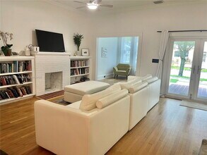 27 NE 49th St in Miami, FL - Building Photo - Building Photo