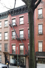 329 Henry St in Brooklyn, NY - Foto de edificio - Building Photo