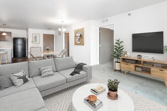 Lux North in Sioux Falls, SD - Foto de edificio - Building Photo