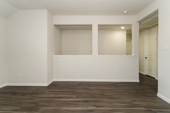 property at 5818 Long Arbor Ln