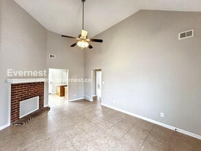 7036 Foxhall Dr in Horn Lake, MS - Building Photo - Building Photo