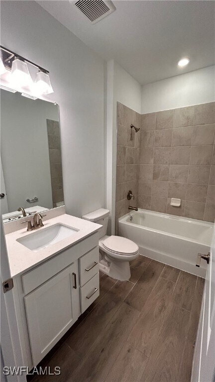 10859 Timber Creek Dr in Ft. Myers, FL - Building Photo - Building Photo