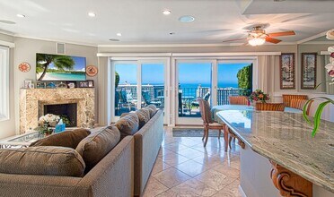 26032 Vista Dr E in Dana Point, CA - Building Photo - Building Photo