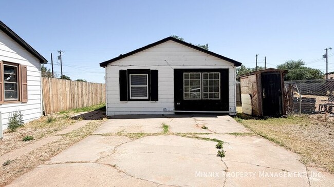 property at 4715 38th St