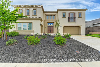 4111 Willow Crk Wy in Rocklin, CA - Foto de edificio - Building Photo