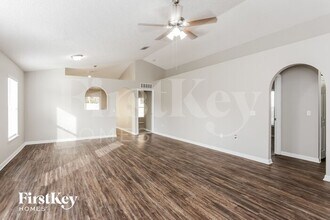 6671 Gentle Oaks Dr N in Jacksonville, FL - Building Photo - Building Photo