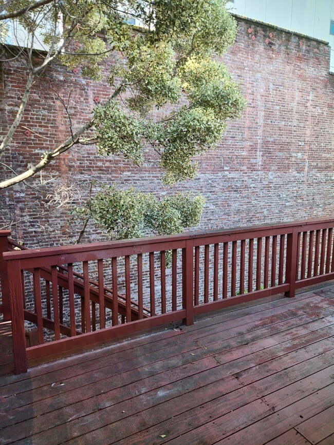 166 Langton St, Unit 162 Unit A