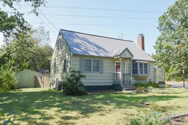 1125 Whipple Rd in Tewksbury, MA - Building Photo - Building Photo