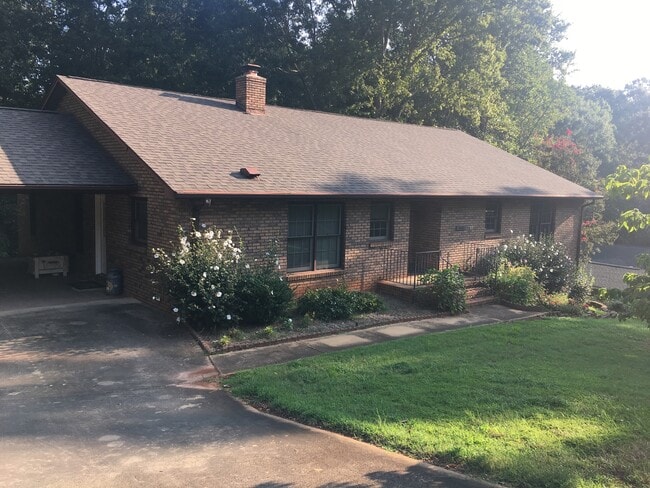 property at 110 Trafalgar Rd