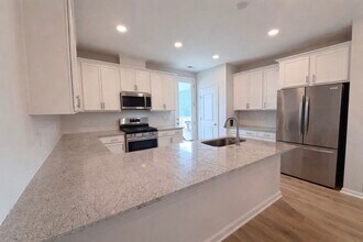 743 Opal Wing St in Moncks Corner, SC - Building Photo - Building Photo