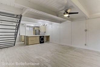 2232 Bellefontaine in Houston, TX - Building Photo - Building Photo