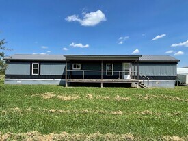 5344 Jesse Small Rd in Randleman, NC - Building Photo