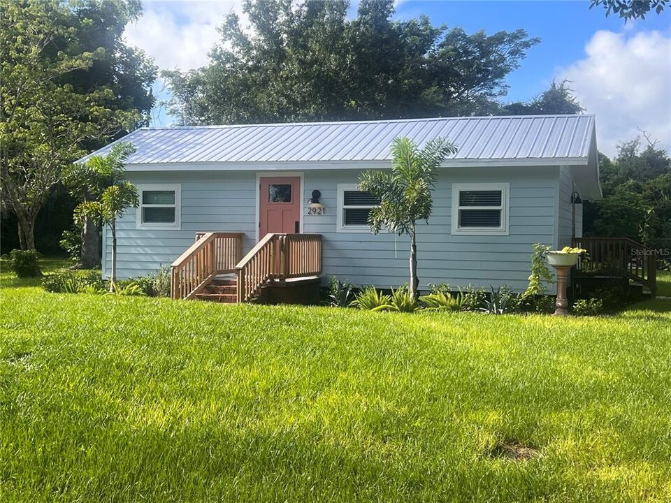 2921 Wilson Ave in Punta Gorda, FL - Building Photo