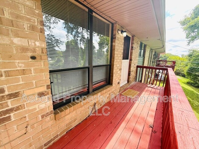 property at 3 Sheridan Rd