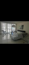 2030 S Ocean Dr, Unit 725 in Hallandale Beach, FL - Building Photo - Building Photo