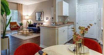 Hidden Lake Apartments