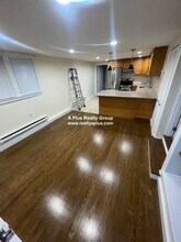 842 South St, Unit #1B in Boston, MA - Building Photo - Building Photo