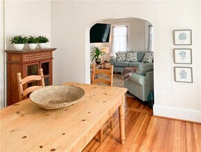 7 Carroll Ave in Newport, RI - Building Photo - Building Photo