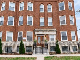 4712 S St Lawrence Ave in Chicago, IL - Building Photo