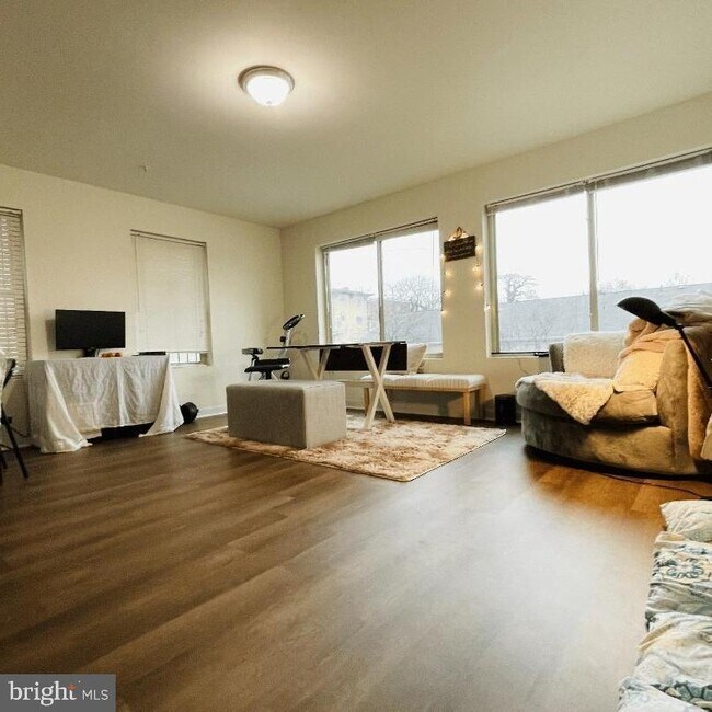 property at 602 N 43rd St