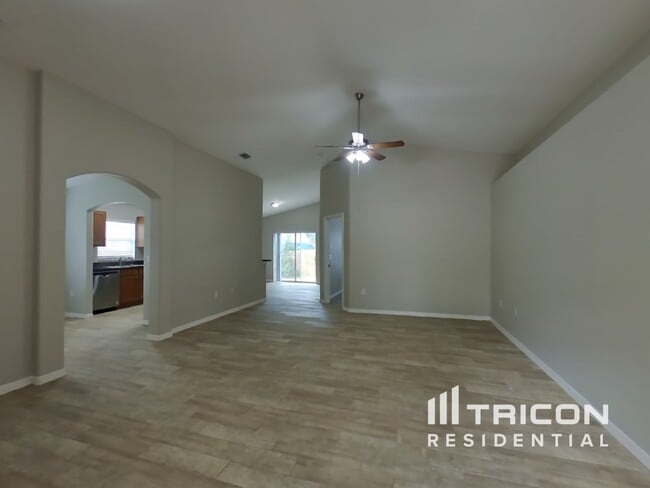 273 Edisto Pl in Apopka, FL - Building Photo - Building Photo
