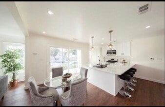 4279 Walton Ave in Los Angeles, CA - Building Photo - Building Photo