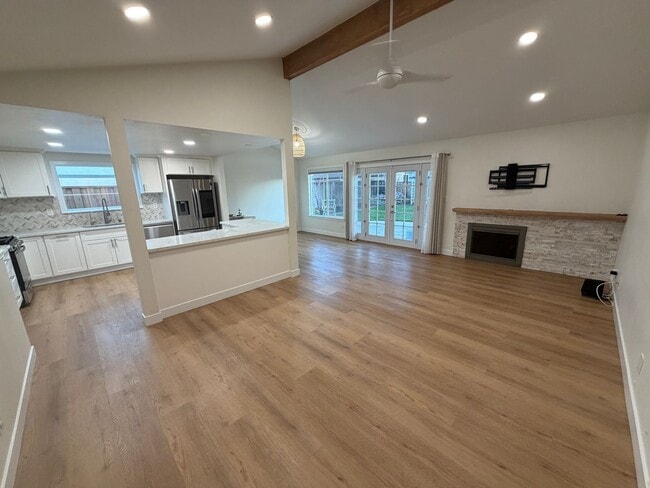 2396 Del Monte St in Livermore, CA - Building Photo - Building Photo