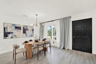 51 NE 56th Ct in Oakland Park, FL - Building Photo - Building Photo