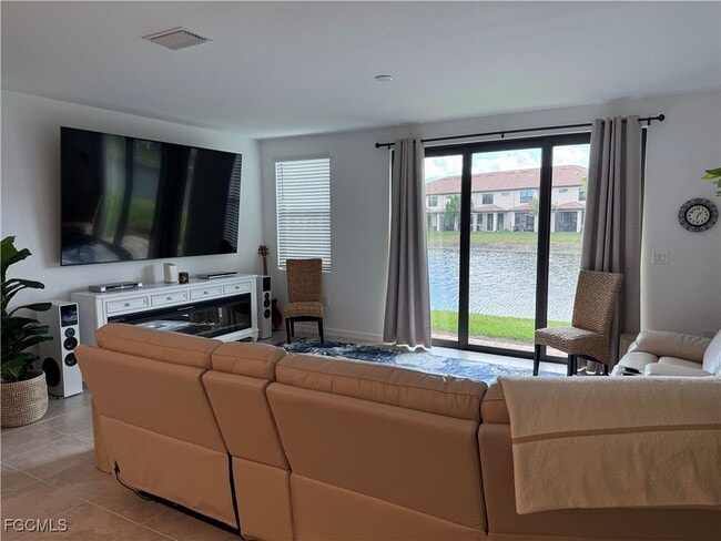 property at 1663 Lake Jessup Cir