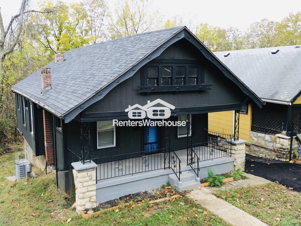 4434 Park Ave in Kansas City, MO - Building Photo
