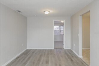 6022 Halifax Dr in New Port Richey, FL - Building Photo - Building Photo