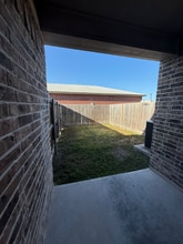 2502 E Franklin Ave in Alton, TX - Building Photo - Building Photo