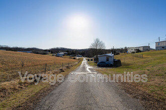 2055 Devault Bridge Rd in Piney Flats, TN - Building Photo - Building Photo