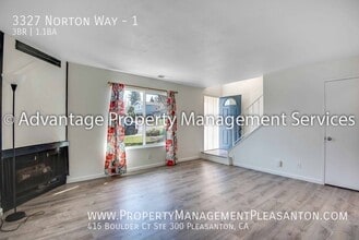 3327 Norton Way in Pleasanton, CA - Building Photo - Building Photo