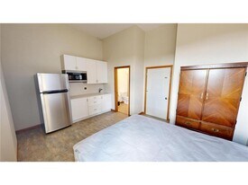 542 Benson Ave SW in Willmar, MN - Building Photo