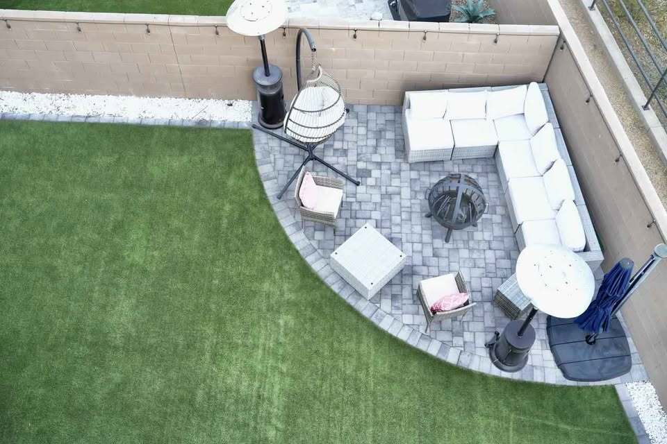 7423 E Paraiso Dr in Scottsdale, AZ - Foto de edificio