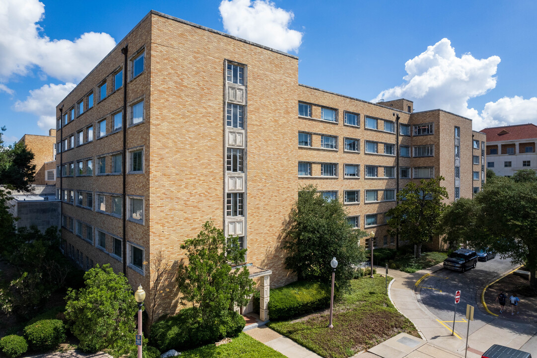 Kinsolving Residence Hall in Austin, TX - Building Photo